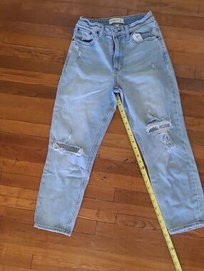 Abercrombie and Fitch The Dkinny High Rise Jeans 25/0